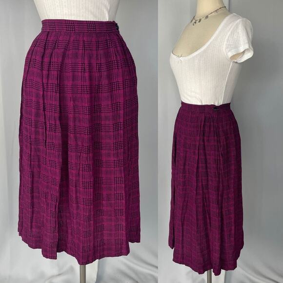 Vintage Pleated Skirt Size 8 Burgundy Black Houndstooth Midi Preppy Academia 90s - Picture 1 of 16